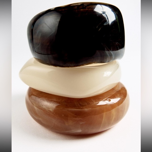ZARA 3 PACK OF RESIN BRACELETS blogger favorite - Picture 3 of 8